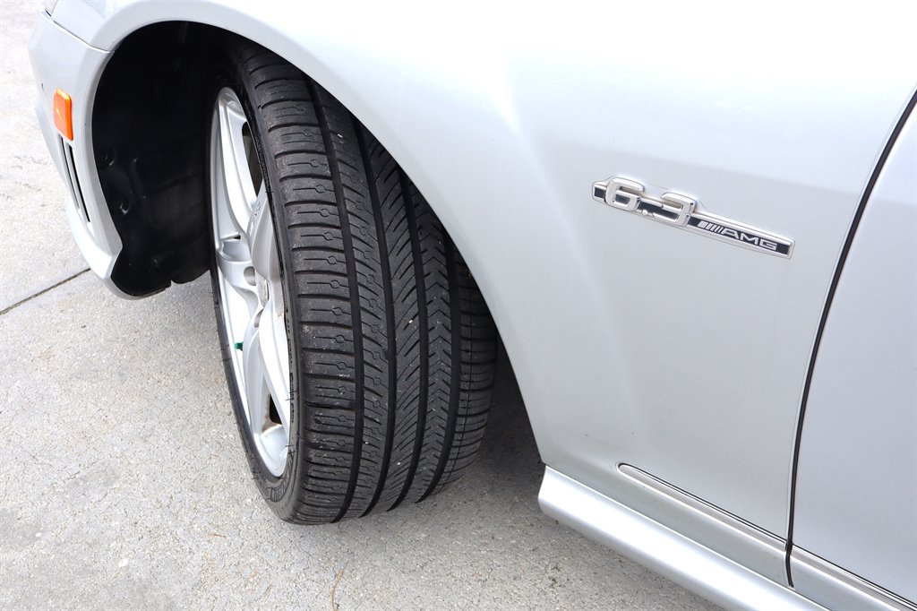 2010 Mercedes-Benz S-class - $19,995