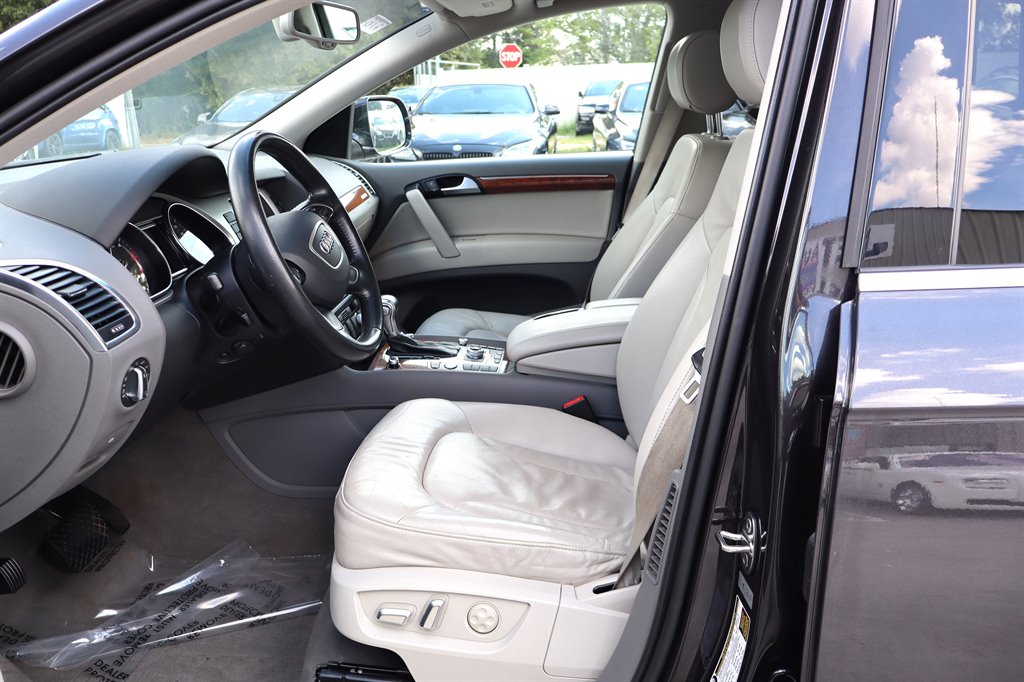 2015 Audi Q7 - $11,995