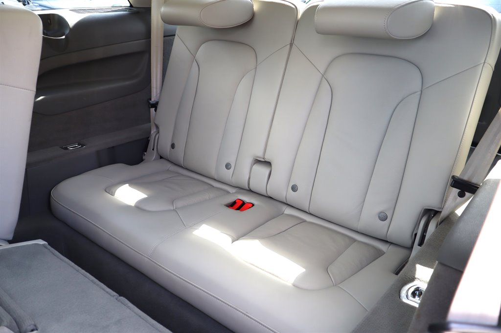 2015 Audi Q7 - $11,995