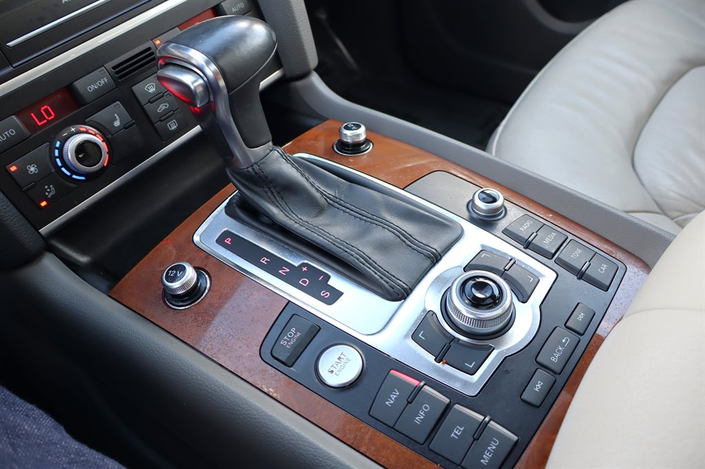 2015 Audi Q7 - $11,995