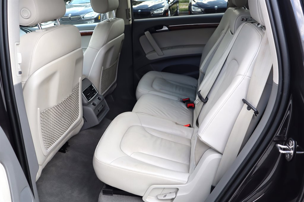 2015 Audi Q7 - $11,995