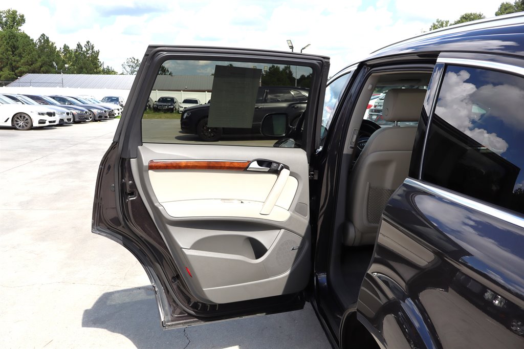 2015 Audi Q7 - $11,995