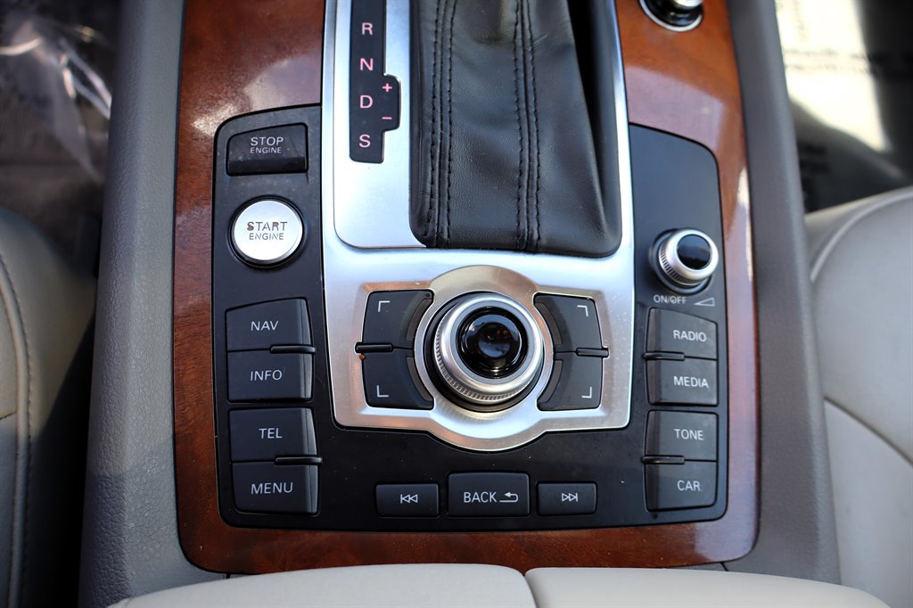 2015 Audi Q7 - $11,995