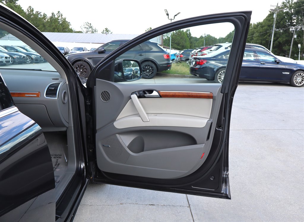 2015 Audi Q7 - $11,995