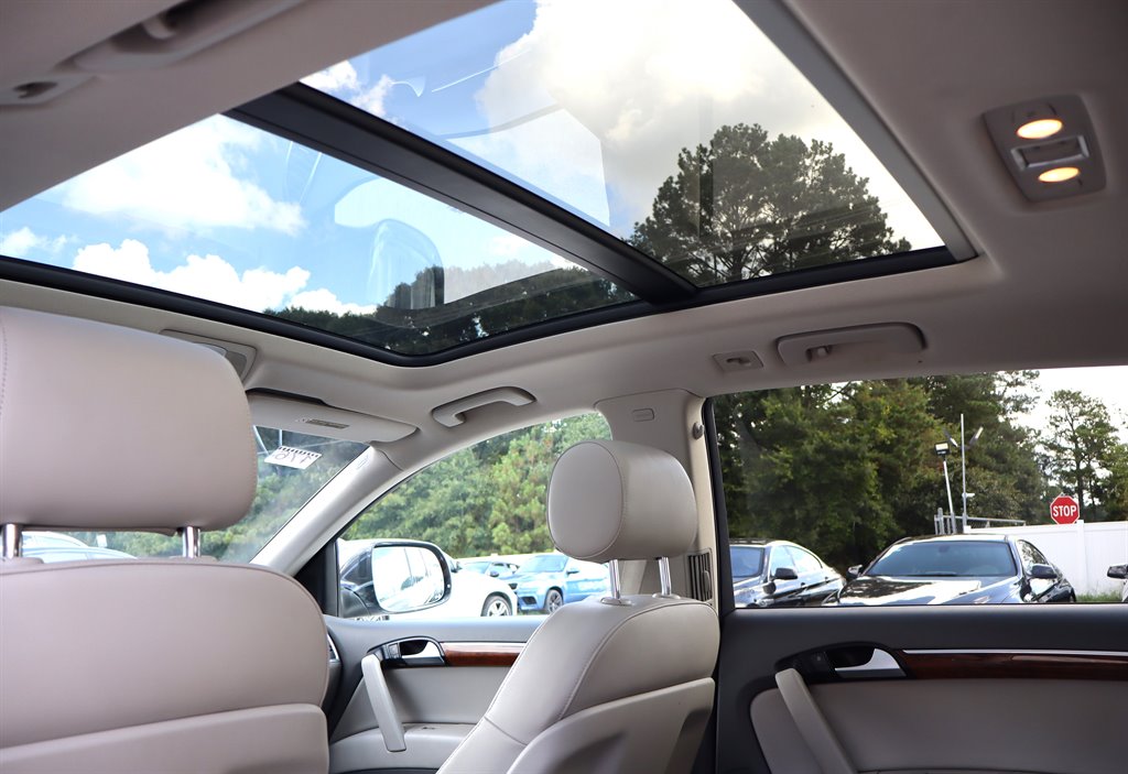 2015 Audi Q7 - $11,995