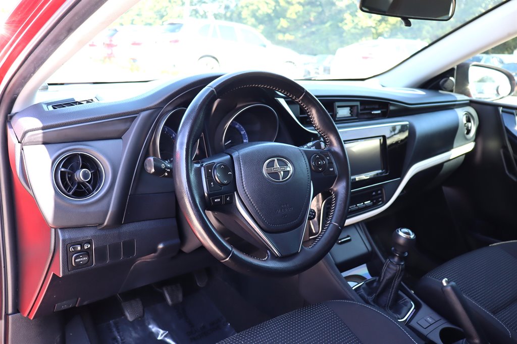 2016 Toyota Scion Im - $9,995