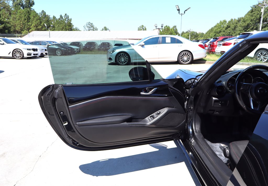2017 MAZDA MX-5 - $17,995