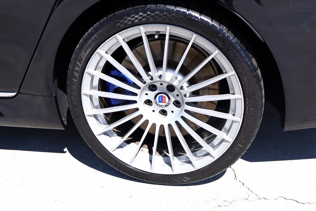 2020 BMW 750i - $44,995