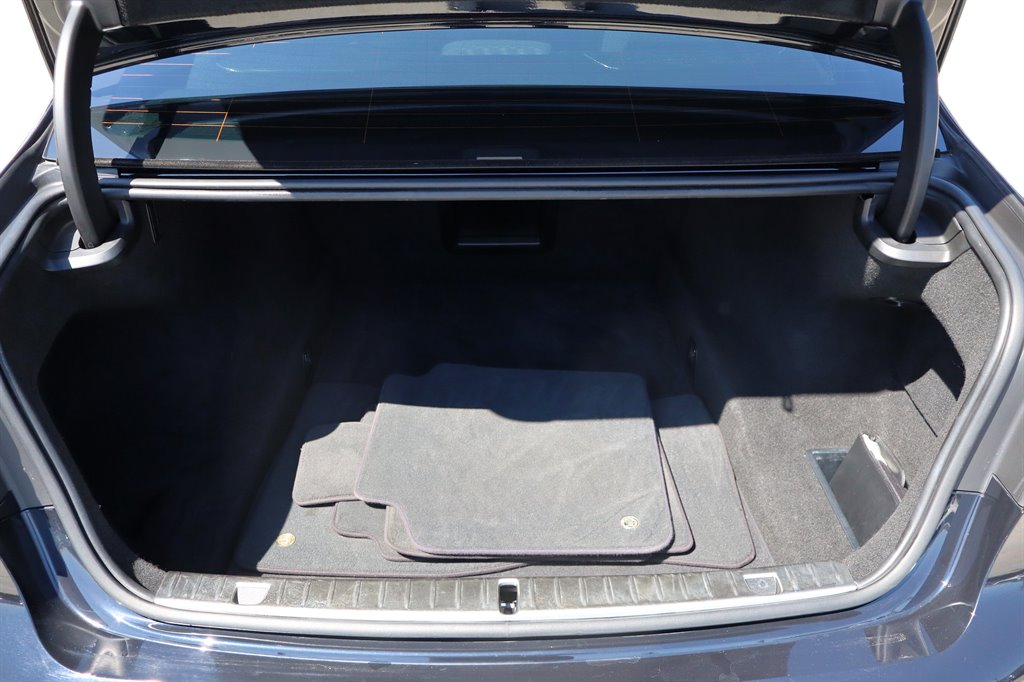 2020 BMW 750i - $44,995