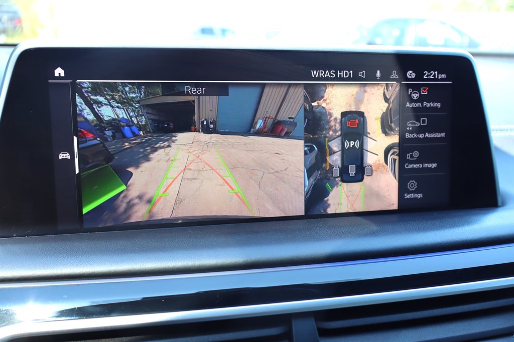 2020 BMW 750i - $44,995