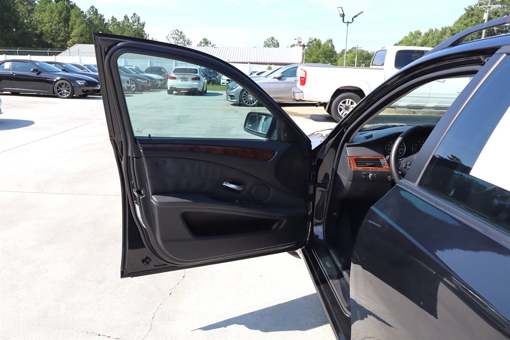 2008 BMW 535xi - $10,995