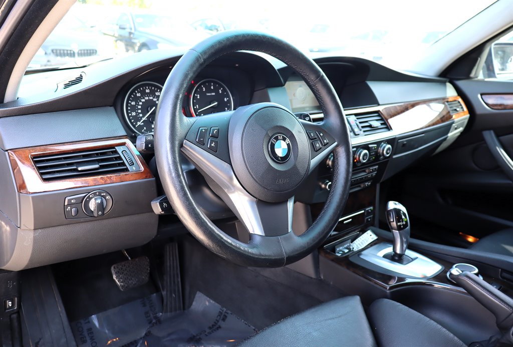 2008 BMW 535xi - $10,995