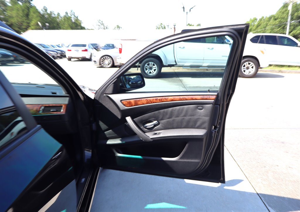 2008 BMW 535xi - $10,995