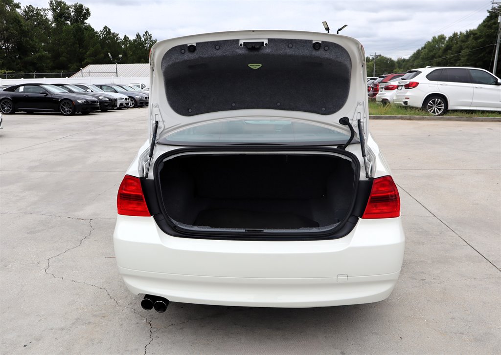 2006 BMW 325i - $8,995