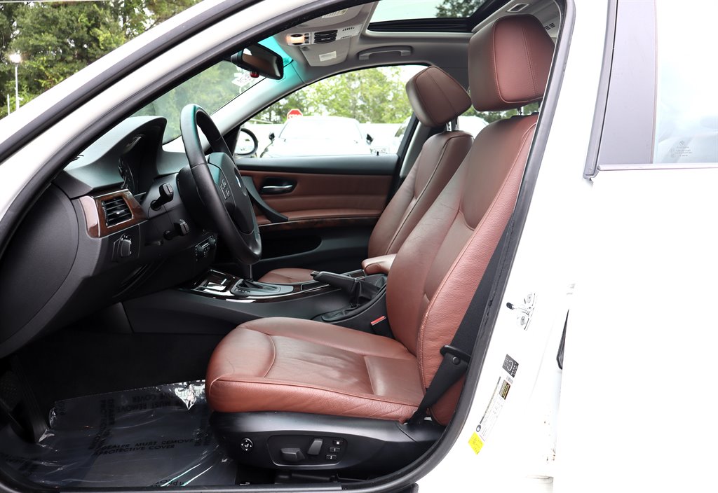 2006 BMW 325i - $8,995