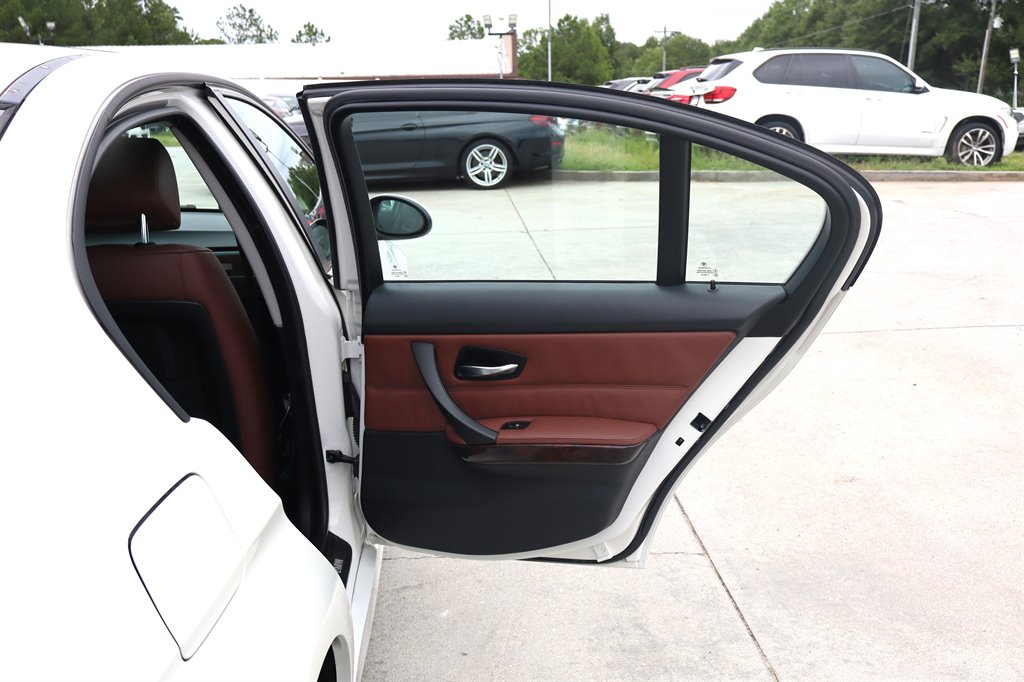 2006 BMW 325i - $8,995