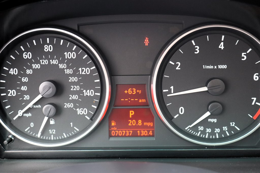 2006 BMW 325i - $8,995