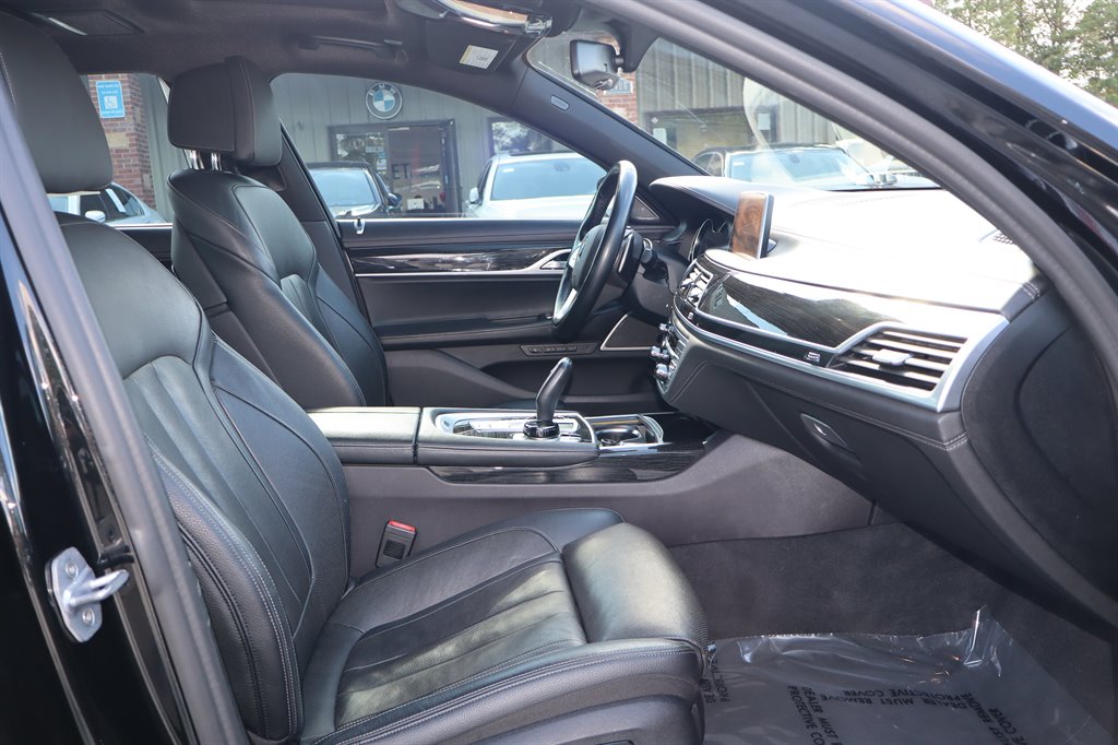 2019 BMW 740i - $16,995