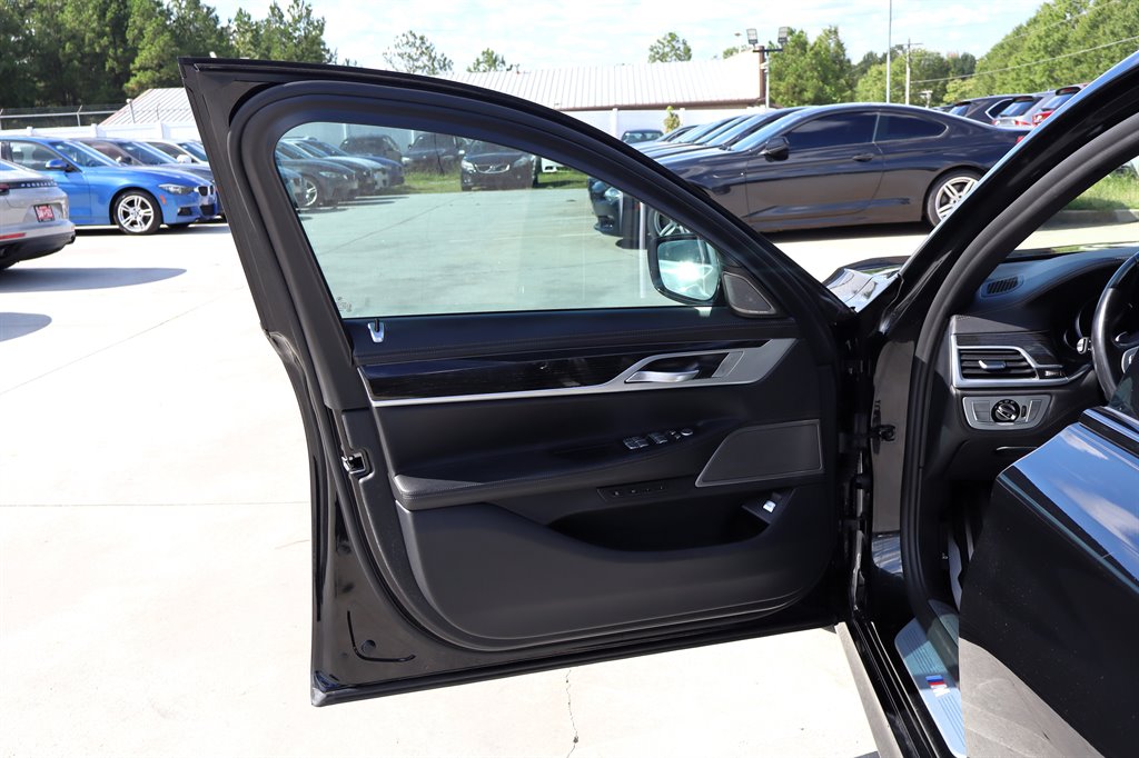 2019 BMW 740i - $16,995