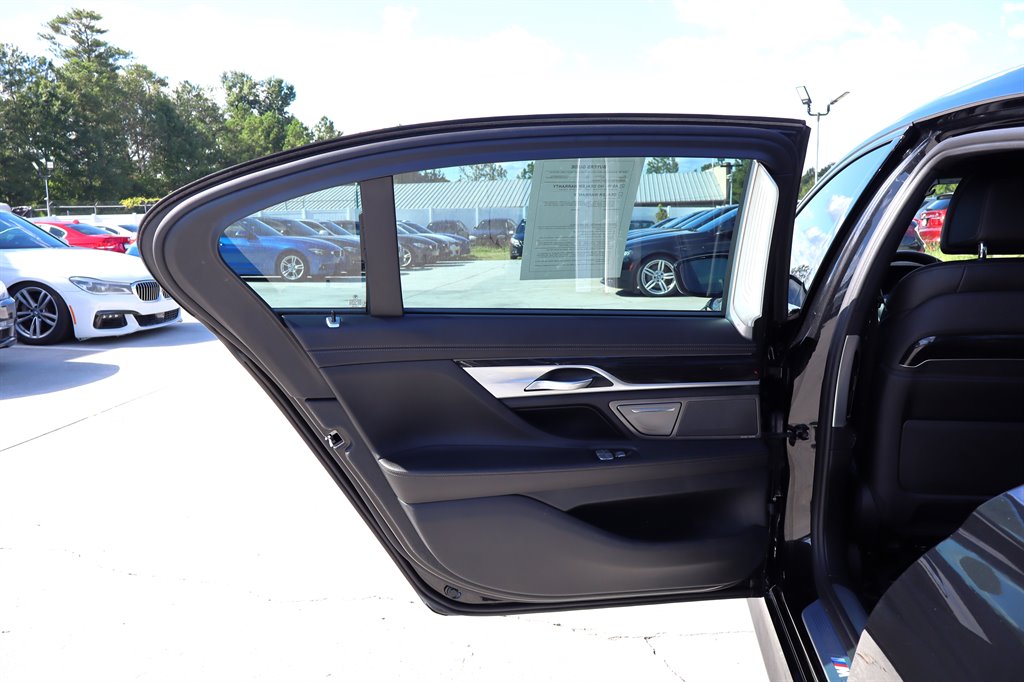 2019 BMW 740i - $16,995