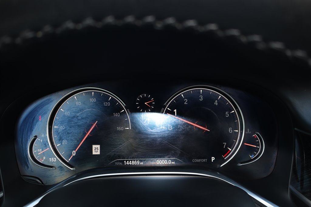 2019 BMW 740i - $16,995
