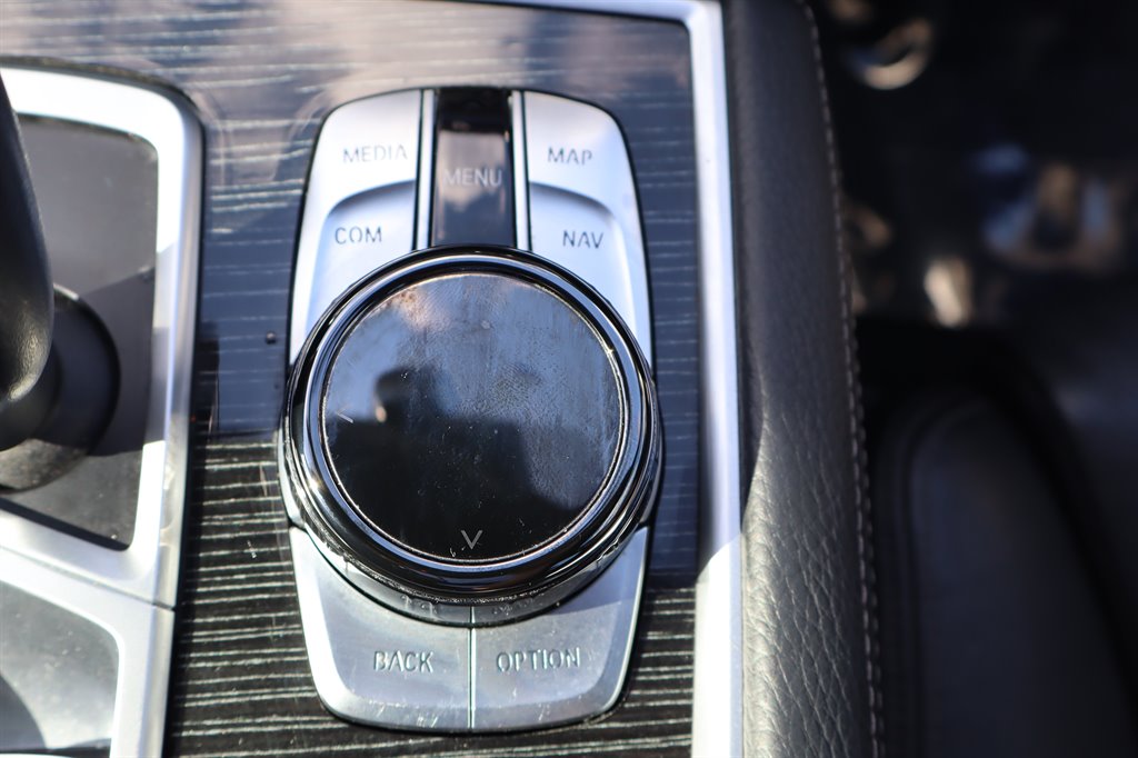 2019 BMW 740i - $16,995