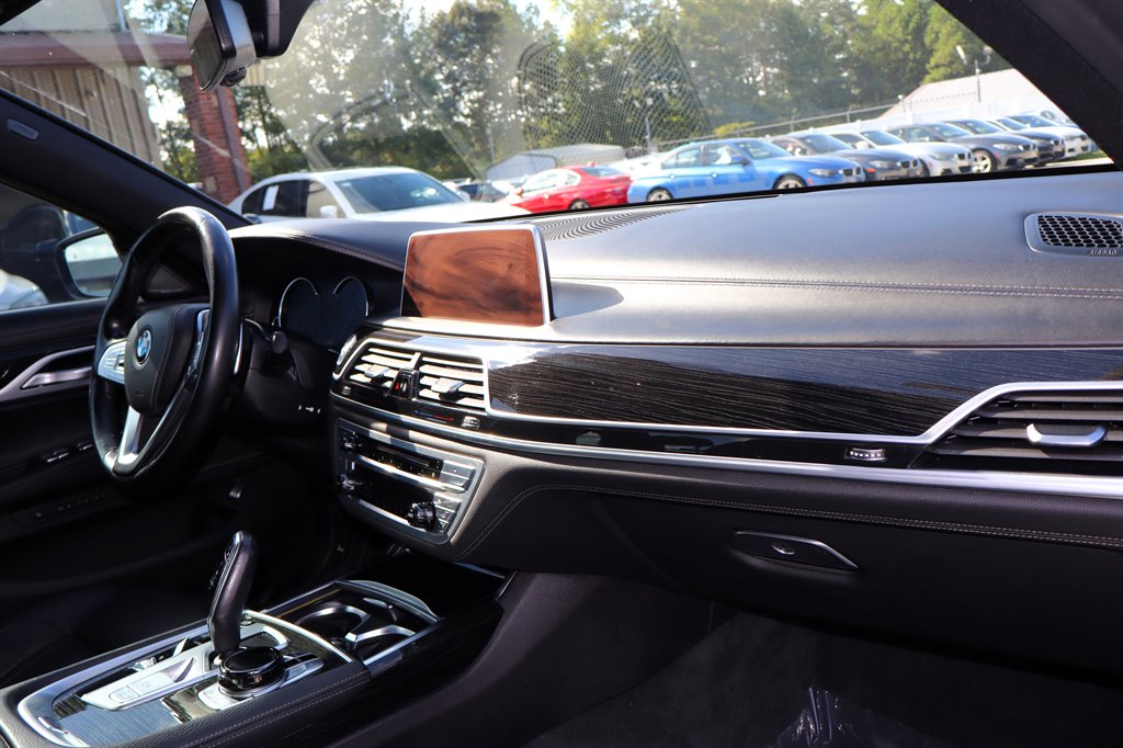 2019 BMW 740i - $16,995