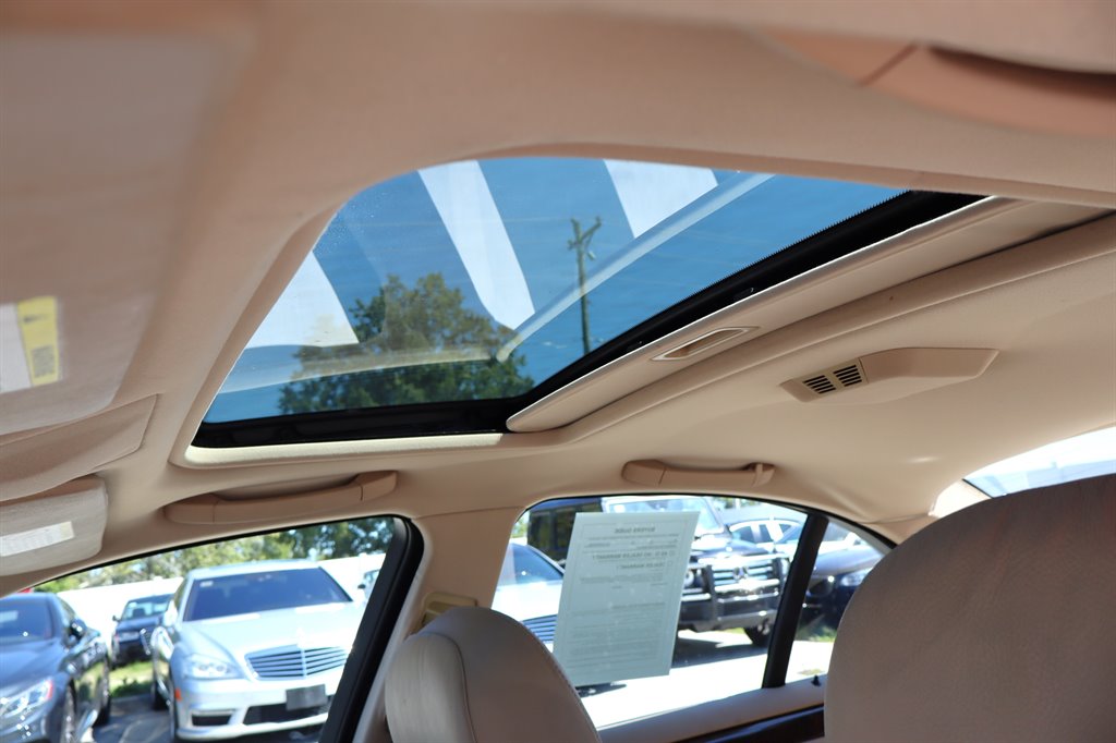 2003 BMW 325xi - $10,995