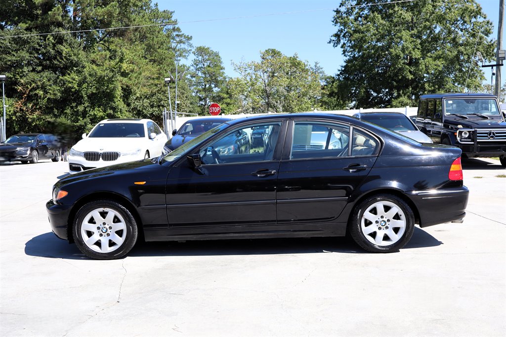 2003 BMW 325xi - $10,995
