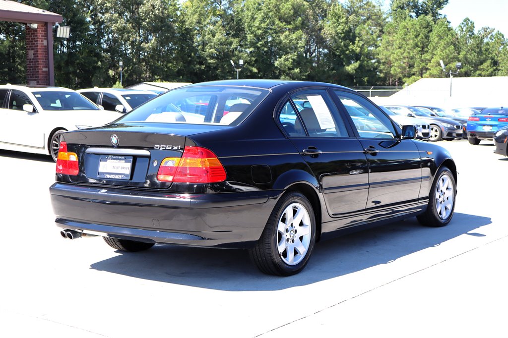 2003 BMW 325xi - $10,995