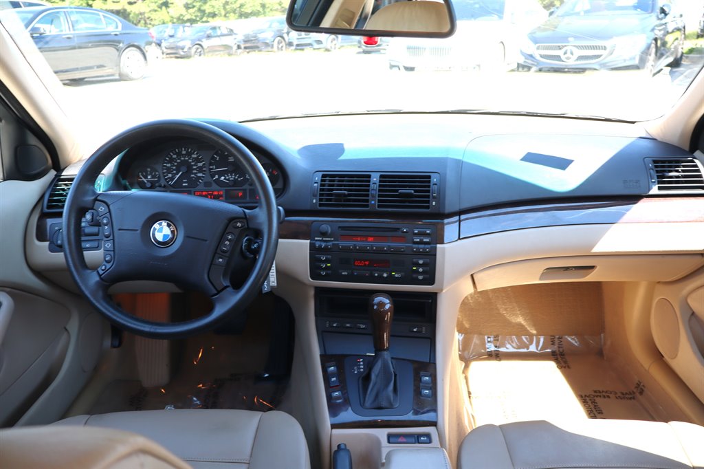 2003 BMW 325xi - $10,995