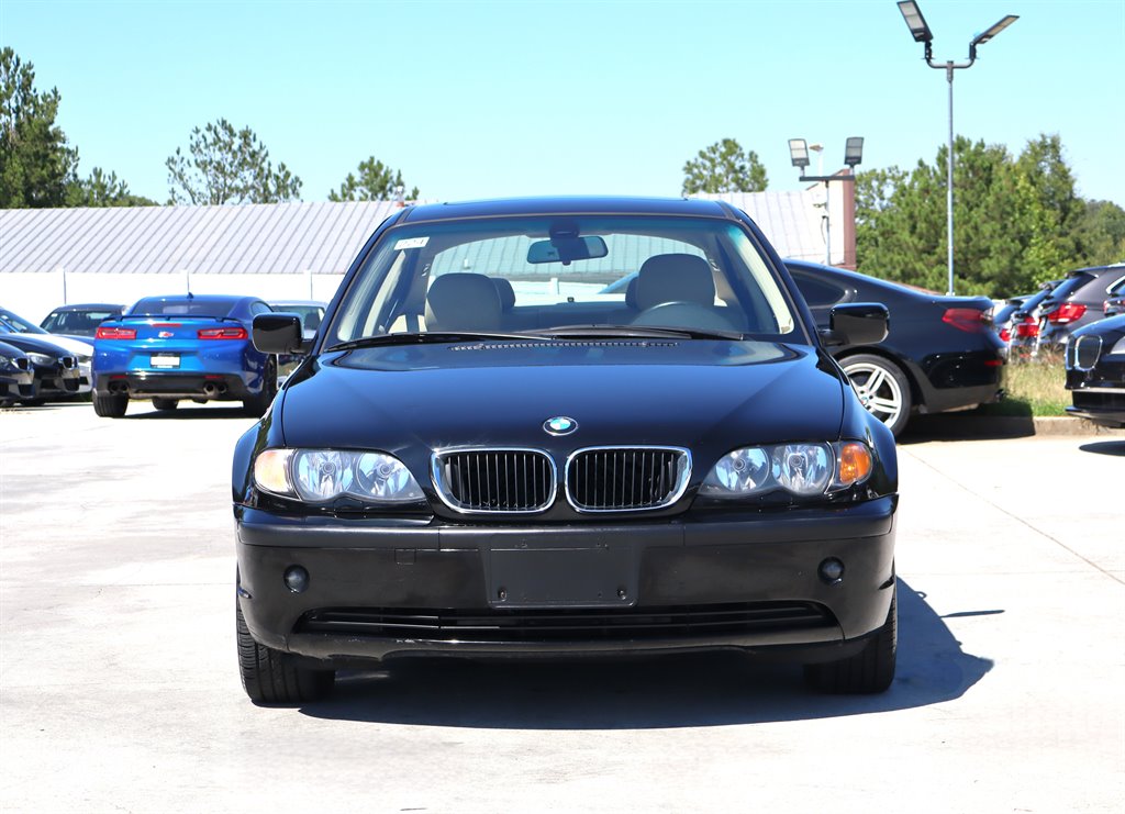 2003 BMW 325xi - $10,995