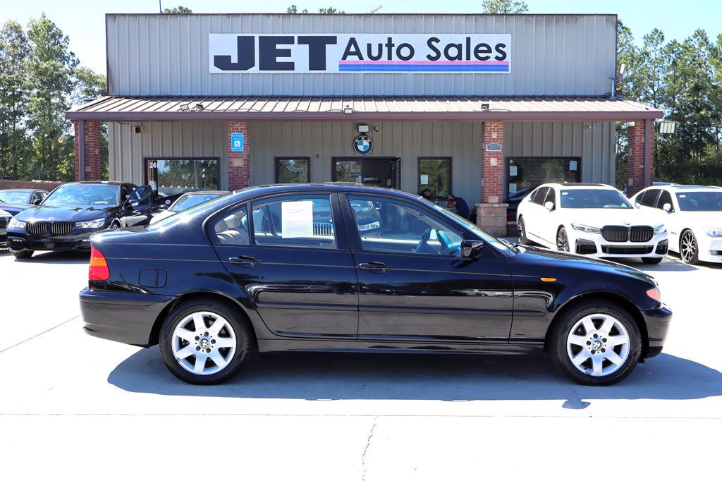 2003 BMW 325xi - $10,995
