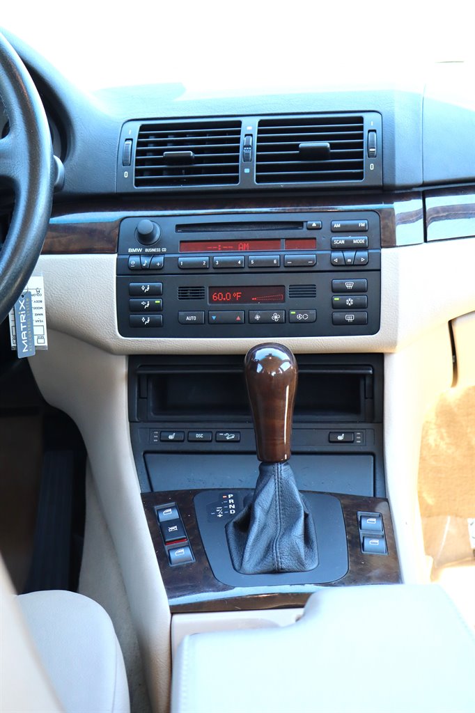 2003 BMW 325xi - $10,995