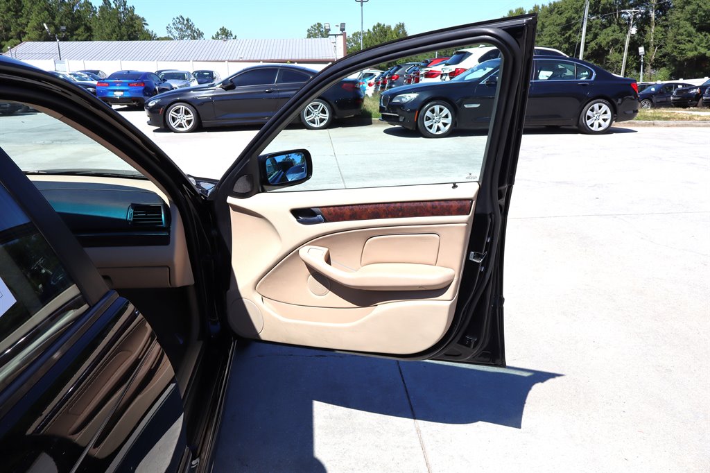 2003 BMW 325xi - $10,995