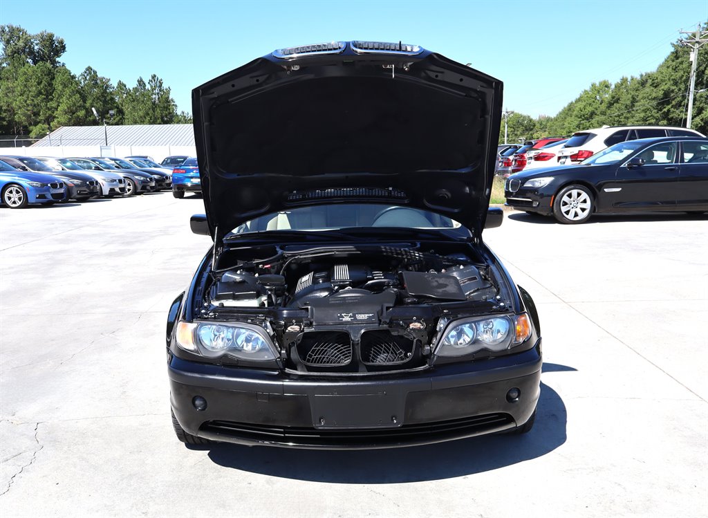 2003 BMW 325xi - $10,995