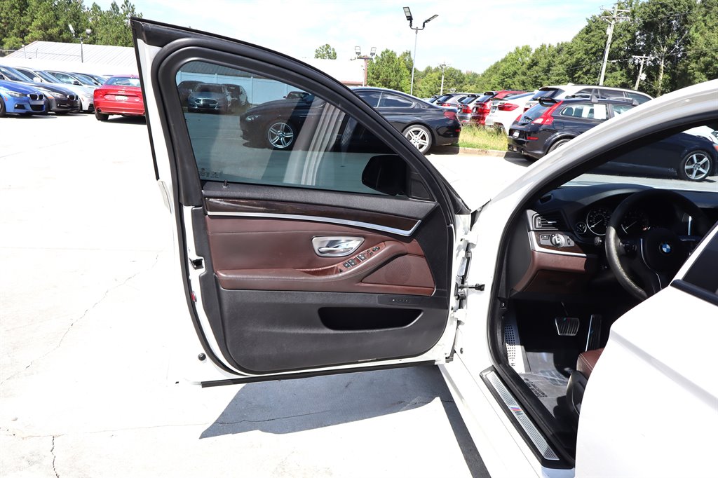 2015 BMW 528i - $9,995