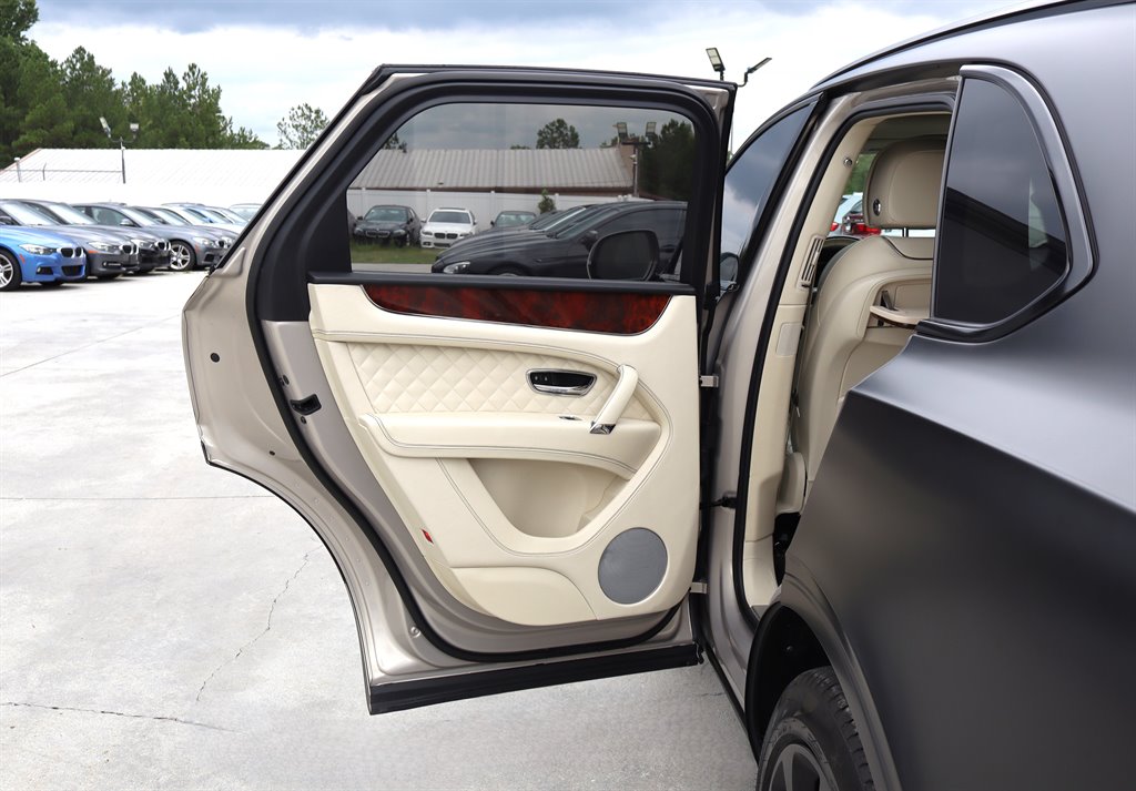 2017 Bentley Bentayga - $44,995