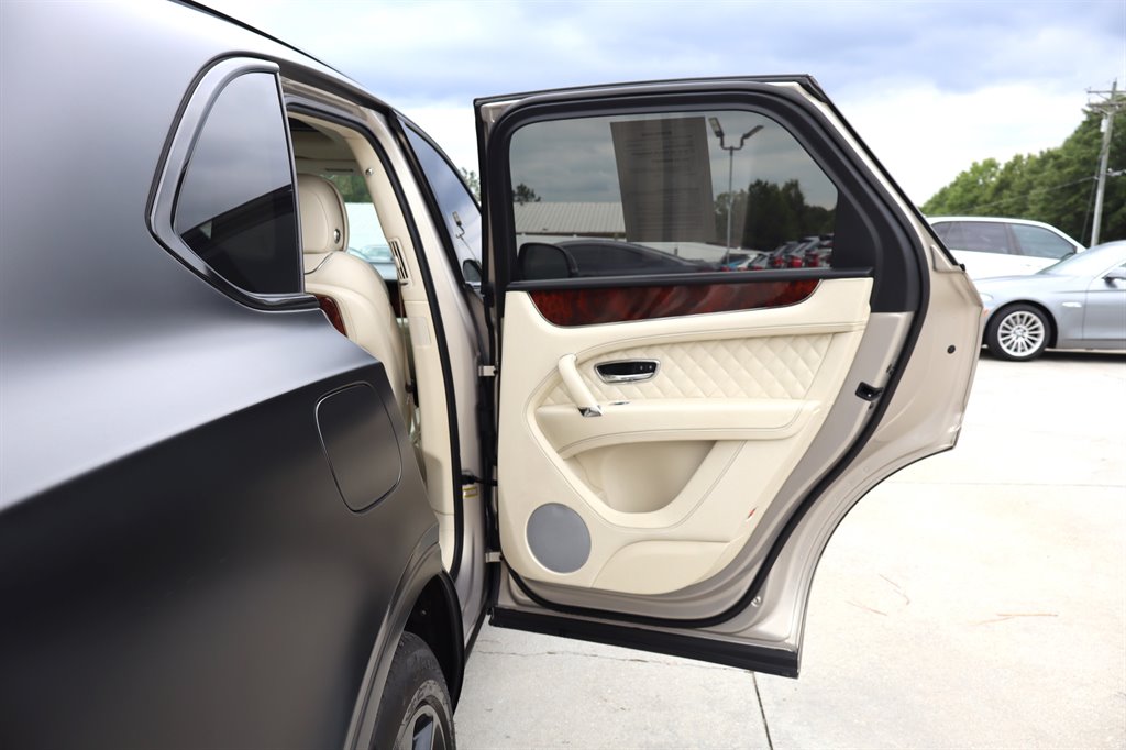 2017 Bentley Bentayga - $44,995