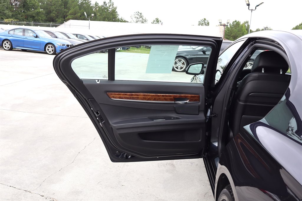 2015 BMW 740li - $18,995