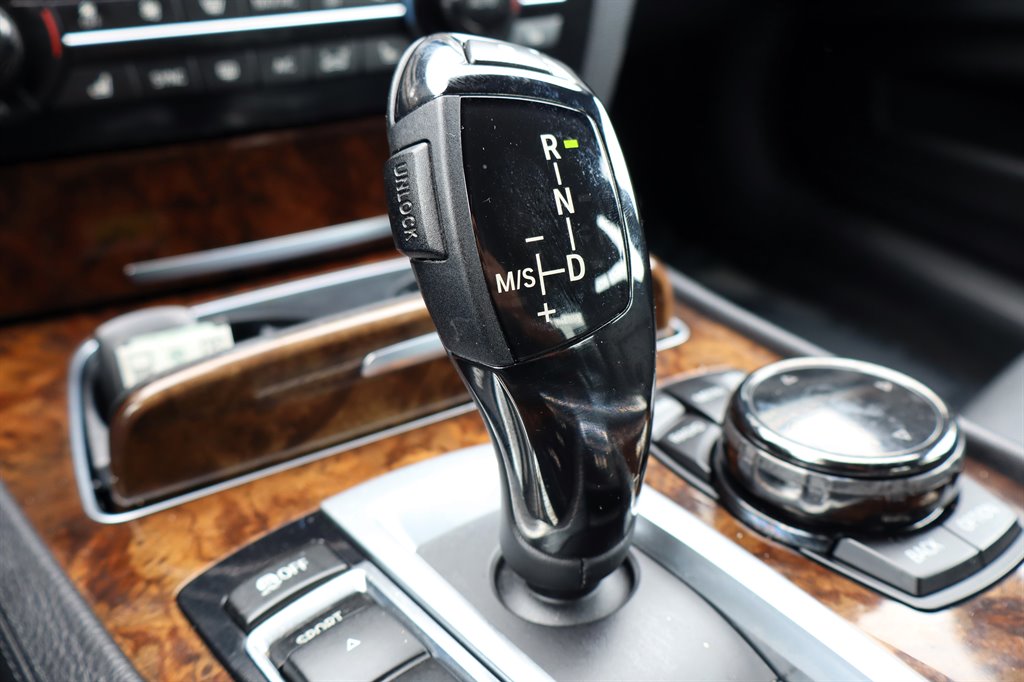 2015 BMW 740li - $18,995