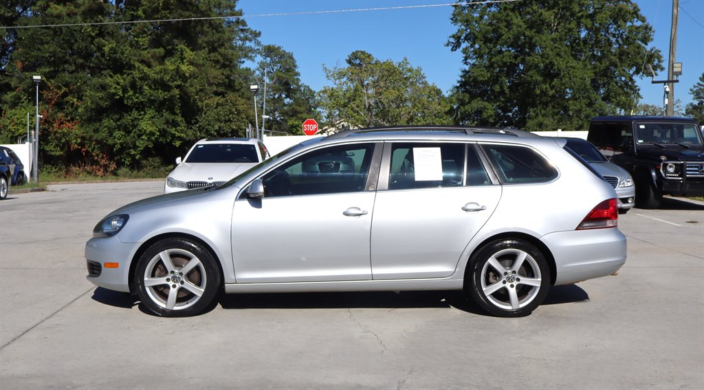 2010 Volkswagen Jetta - $7,995
