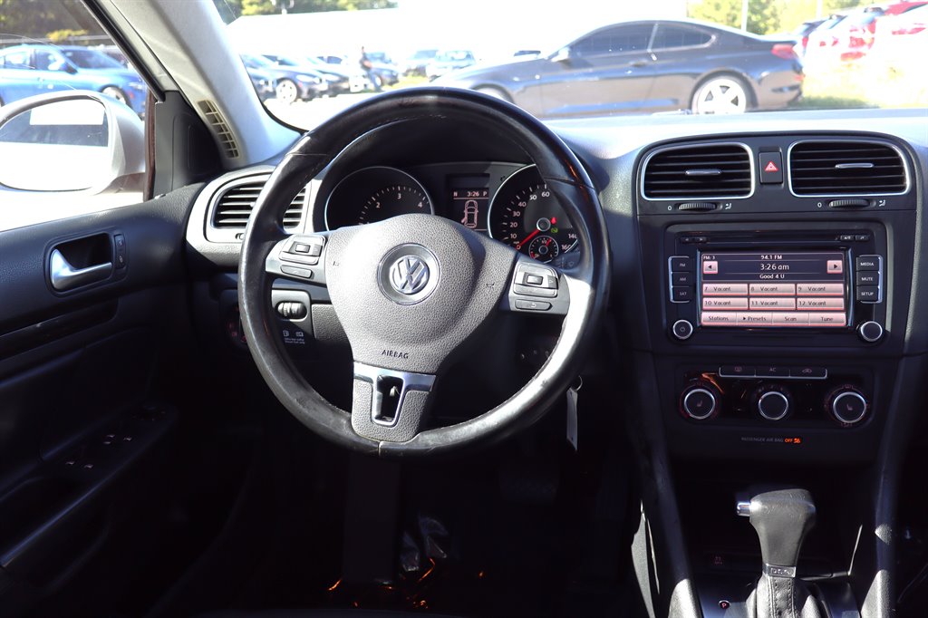 2010 Volkswagen Jetta - $7,995