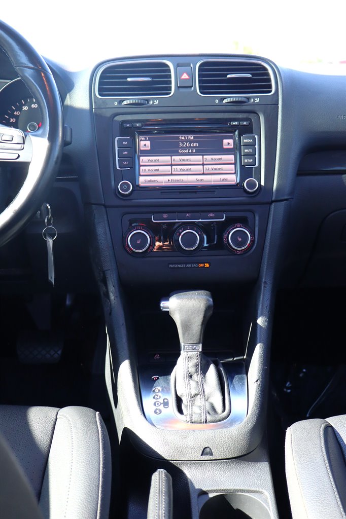 2010 Volkswagen Jetta - $7,995