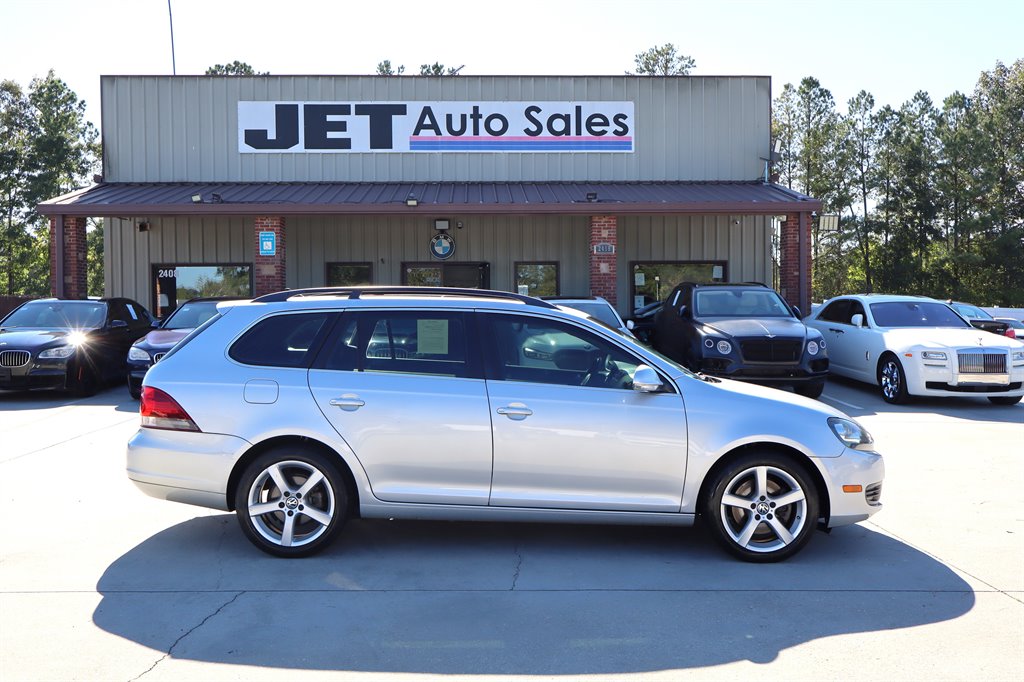 2010 Volkswagen Jetta - $7,995