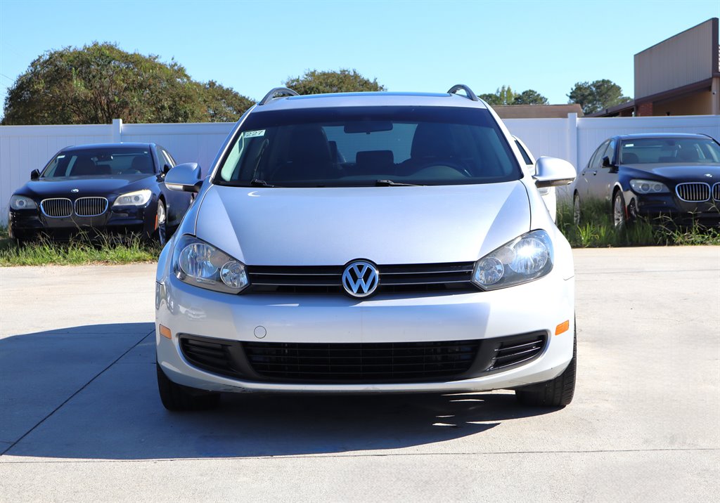 2010 Volkswagen Jetta - $7,995
