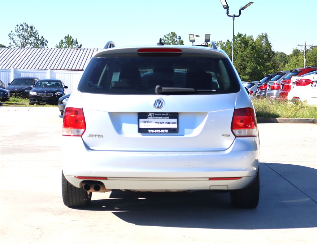 2010 Volkswagen Jetta - $7,995