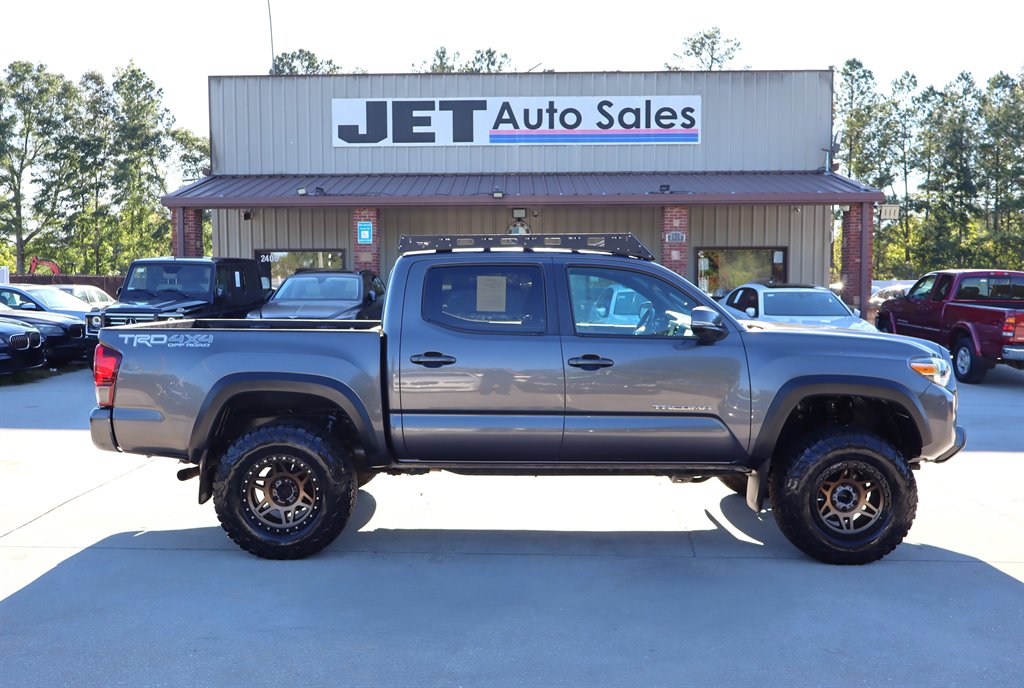2019 Toyota Tacoma - $27,995