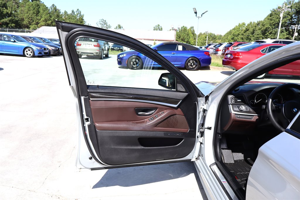 2015 BMW 550i - $15,995