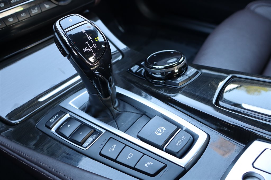 2015 BMW 550i - $15,995